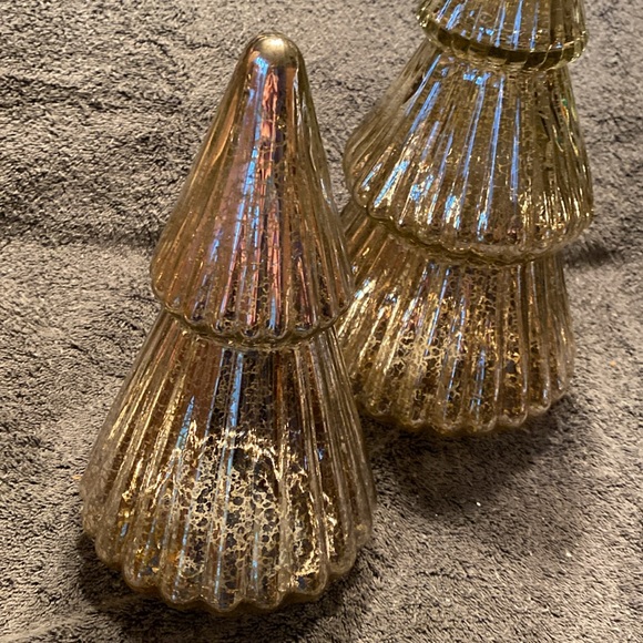 EUC 3 Glass Lighted Christmas Trees - Picture 8 of 16